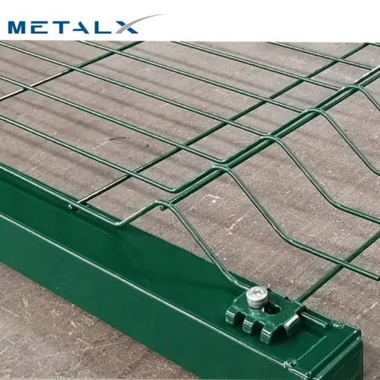 Metalx Precio de fábrica Barato Verde/Negro Recubierto de PVC Jardín al aire libre 3D Curvas soldadas Doblado Perimetral Alambre de seguridad/Cerca de malla en V/Cercado para acero inoxidable