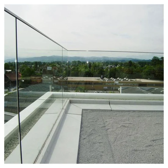 Barandilla Barandilla de vidrio para interiores y exteriores Balaustrada de balcón de vidrio con canal en U de aluminio sin marco