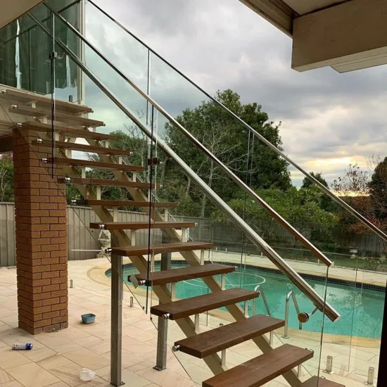 Escaleras de madera de metal al aire libre Escalera de diseño recto personalizada moderna